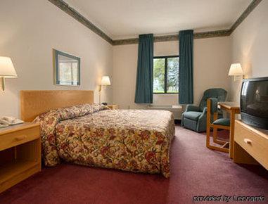 Super 8 By Wyndham 2*